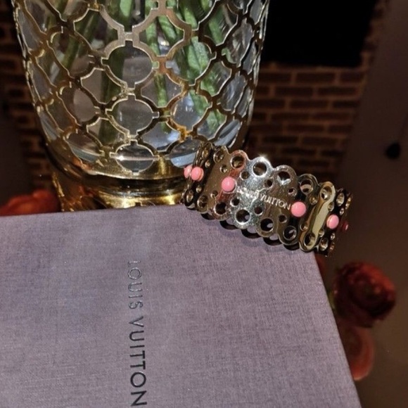 BNWB LOUIS VUITTON Hide & Seek Bangle - Picture 9 of 16